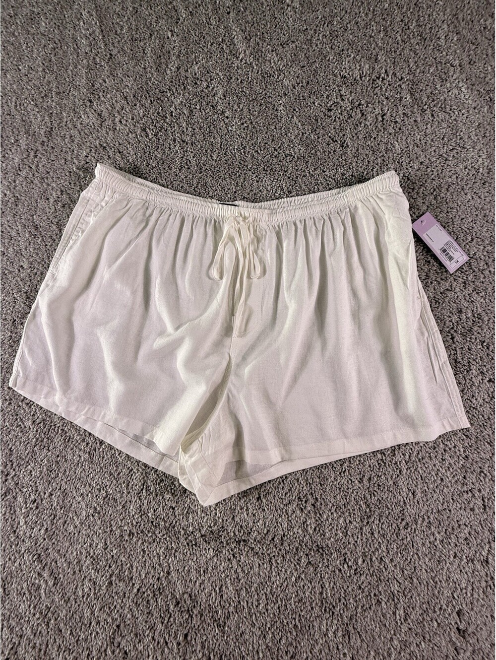 NWT White Fable Linen Blend Women’s Shorts White Size 1X